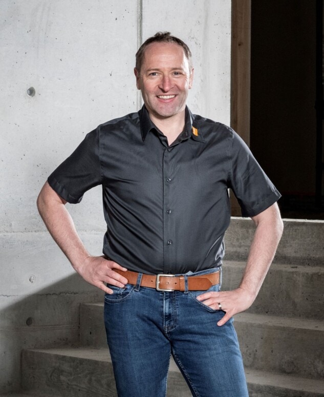 Bucher-Stefan-angepasst-k-1-633x775